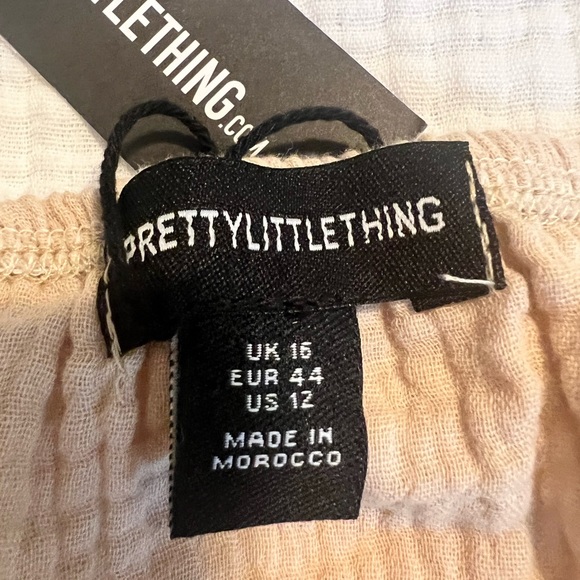 Textured tiered shift dress - Pretty Little Things 💕 - Picture 3 of 4